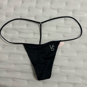 Victoria's Secret Vintage 90s Very Sexy Hardware V-String Thong Panty NWT